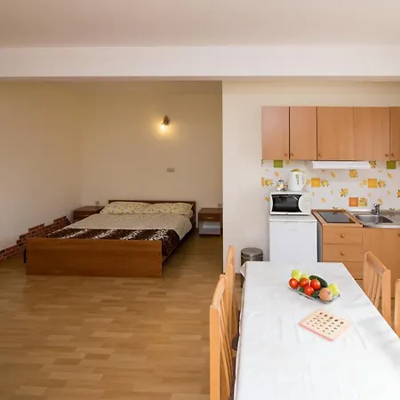 Studio Petra Apartman Biograd na Moru