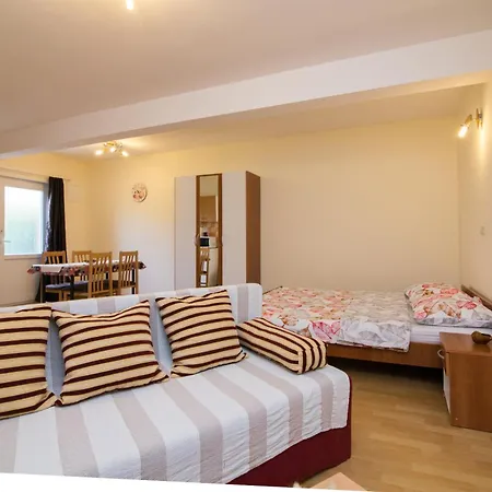 Apartman Studio Petra *