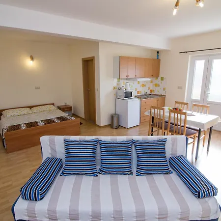 Apartment Studio Petra